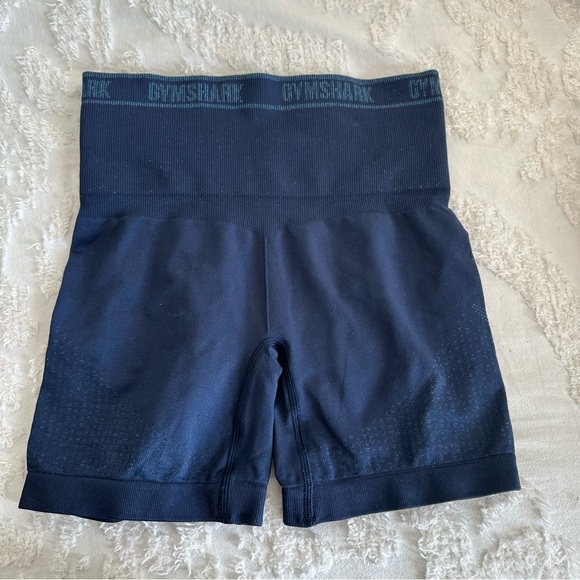 Gymshark Shorts - Picture 2 of 6
